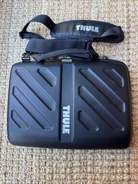 Thule Gauntlet MacBook Pro Attaché 16”